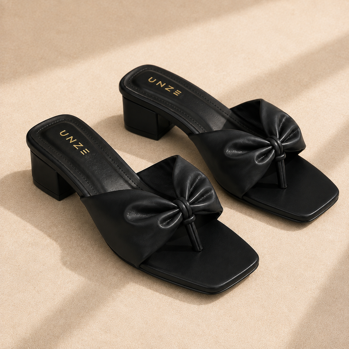 Soft Bow Heels Black